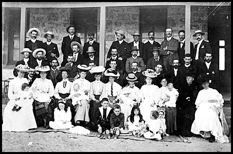 Residents 1905